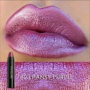 NIB #23 Pansy Purple Creamy Lip Crayon